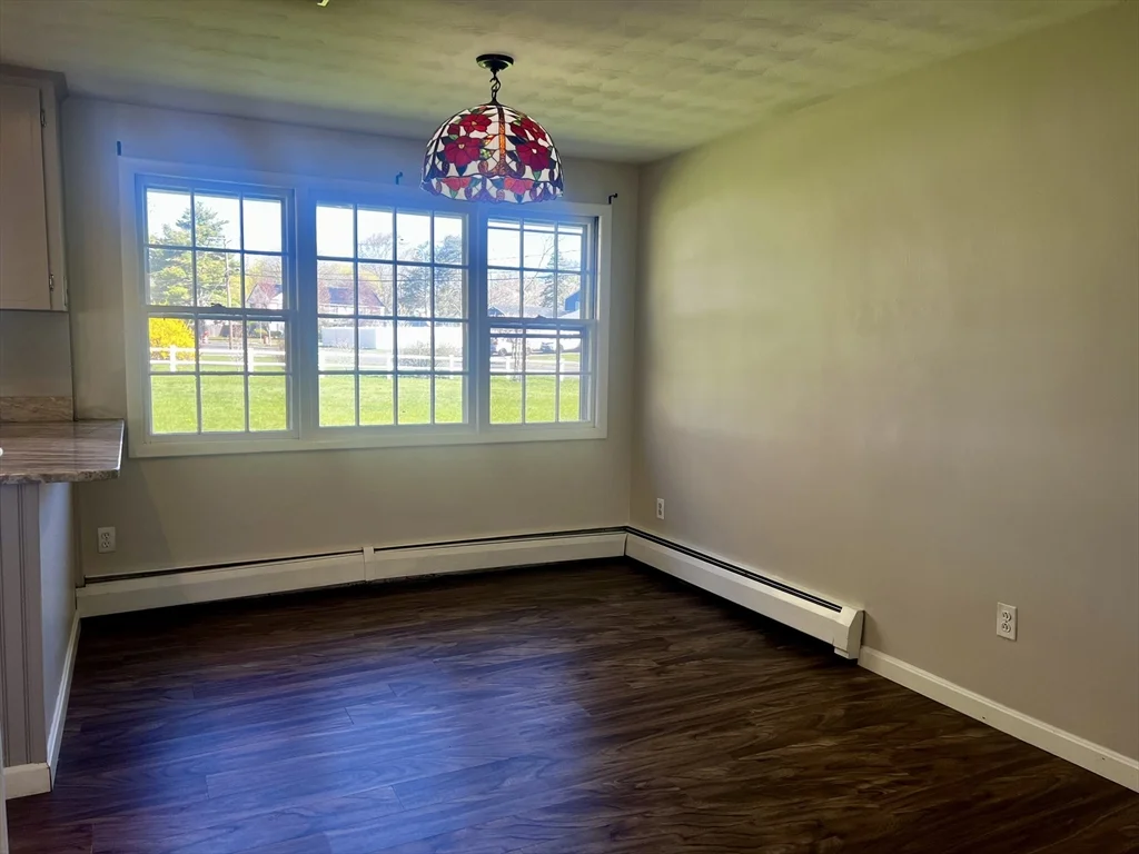3 bed, 1 bath apartment for rent at 1 Perkins Rd, Danvers — photo 14 of 25