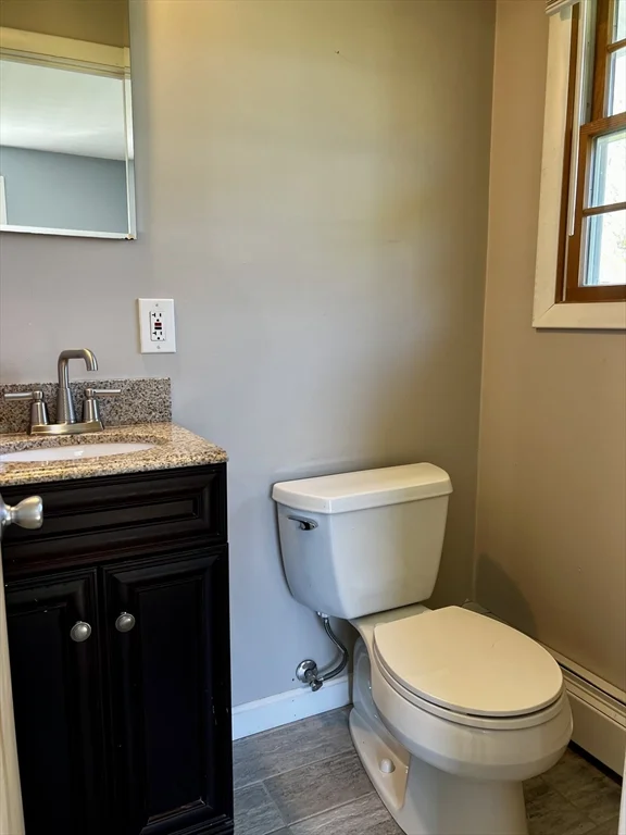 3 bed, 1 bath apartment for rent at 1 Perkins Rd, Danvers — photo 15 of 25