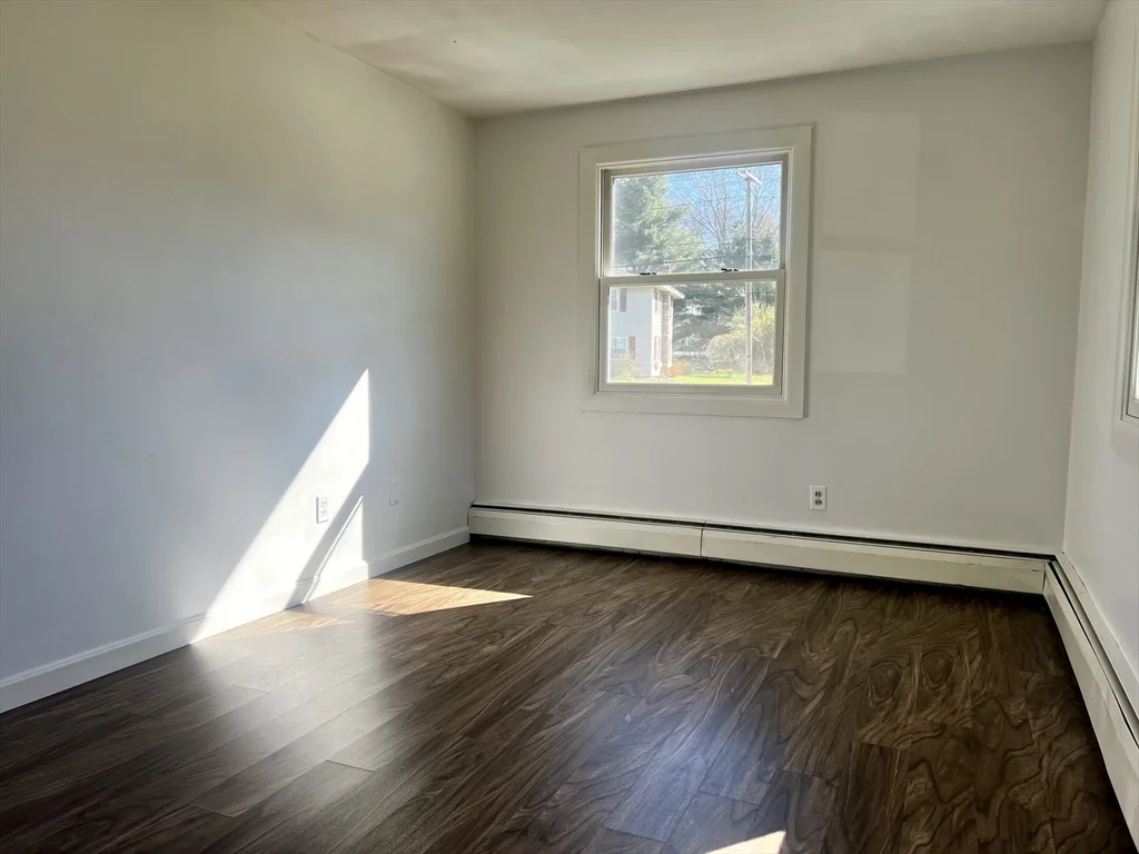 3 bed, 1 bath apartment for rent at 1 Perkins Rd, Danvers — photo 21 of 25
