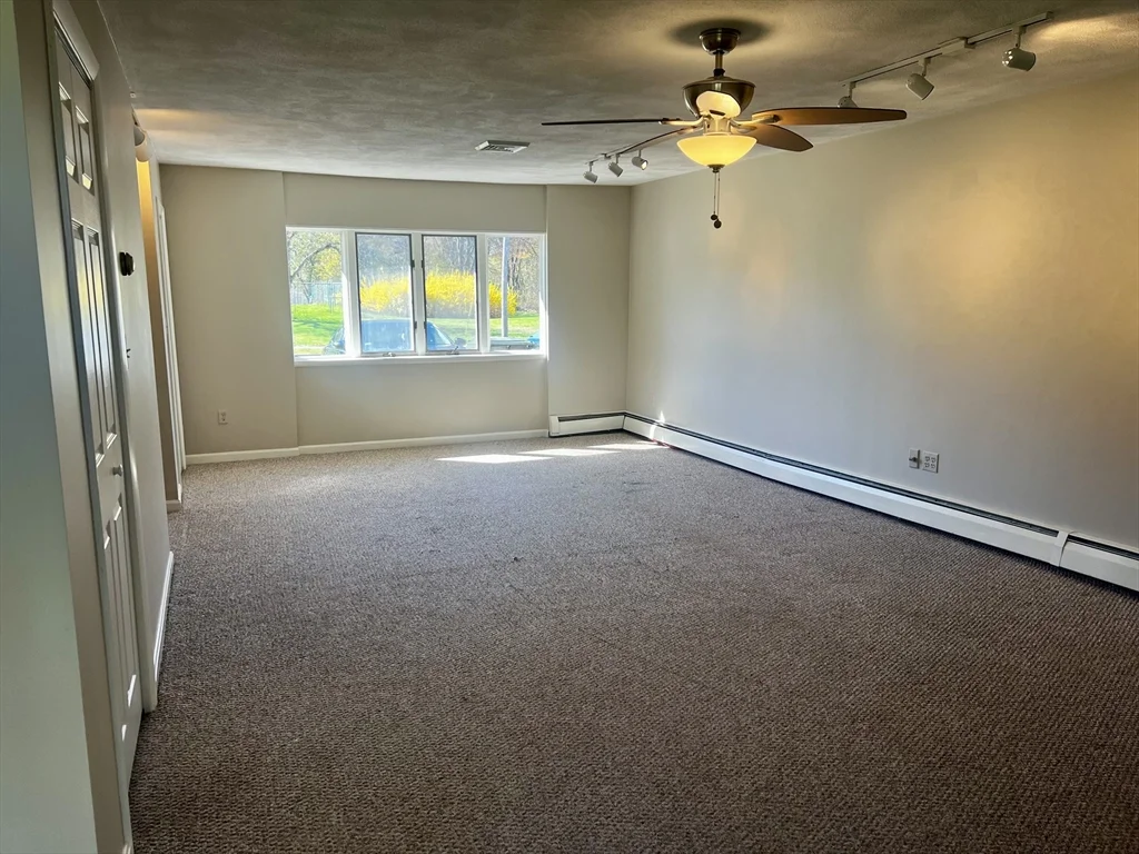 3 bed, 1 bath apartment for rent at 1 Perkins Rd, Danvers — photo 23 of 25