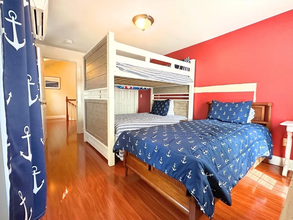 2 bed, 1 bath apartment for rent at 1 Pigeon Hill Ct Unit 1, Rockport — photo 19 of 24