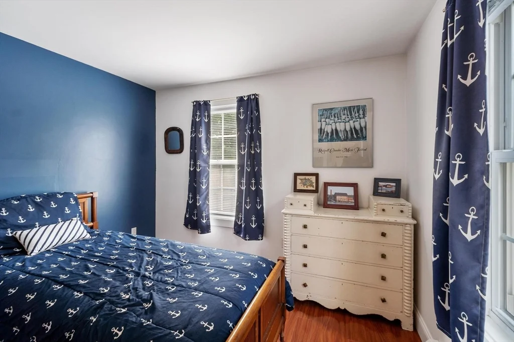2 bed, 1 bath apartment for rent at 1 Pigeon Hill Ct Unit B, Rockport — photo 26 of 32