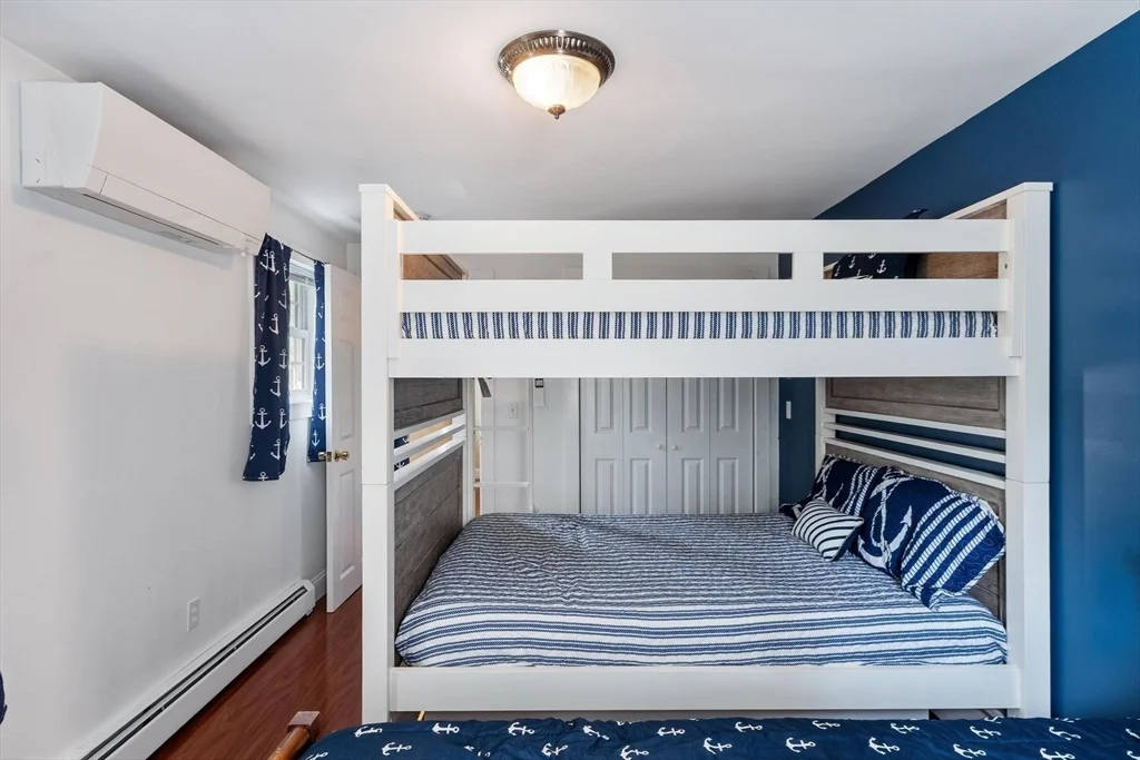 2 bed, 1 bath apartment for rent at 1 Pigeon Hill Ct Unit B, Rockport — photo 28 of 32