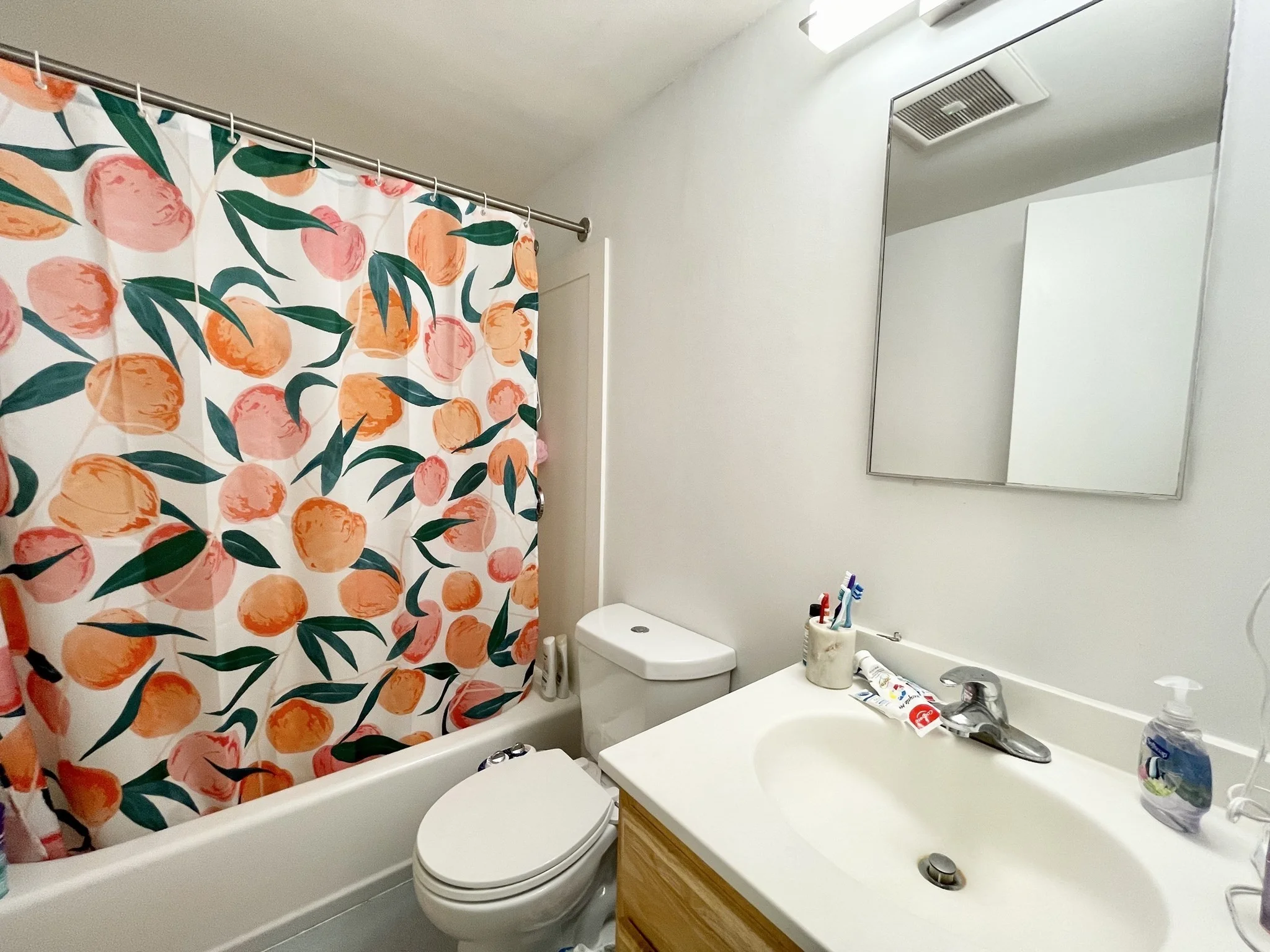 3 bed, 1 bath apartment for rent at 1 Pine St Unit B, Chinatown — photo 20 of 20