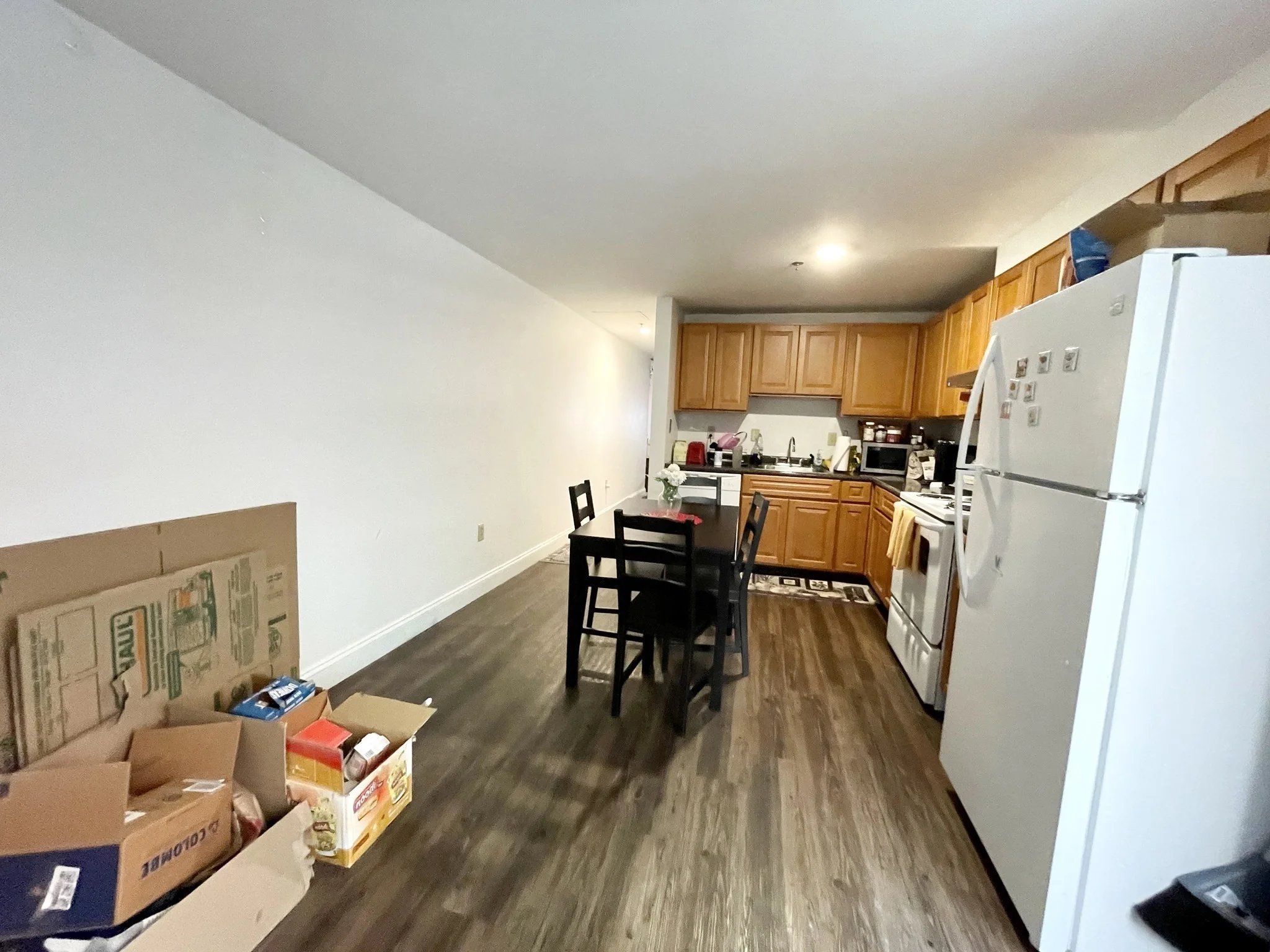 3 bed, 1 bath apartment for rent at 1 Pine St Unit B, Chinatown — photo 9 of 20