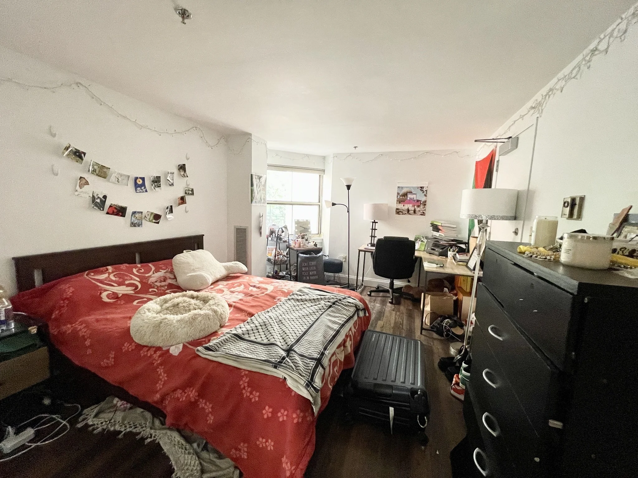 3 bed, 1 bath apartment for rent at 1 Pine St Unit B, Chinatown — photo 14 of 20