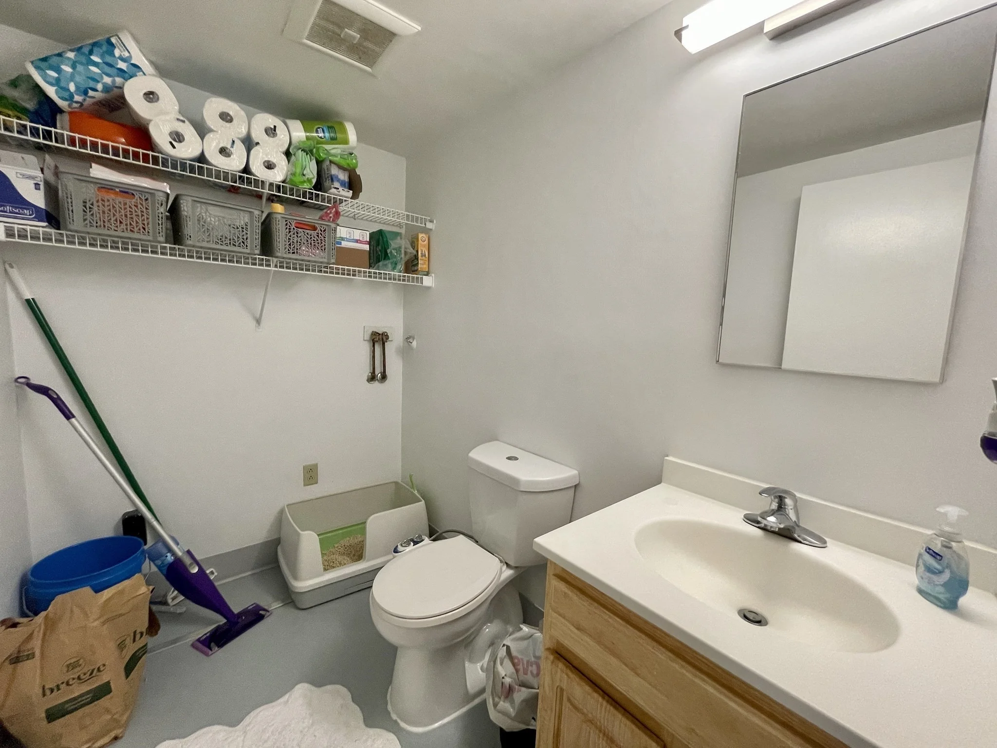 3 bed, 1 bath apartment for rent at 1 Pine St Unit B, Chinatown — photo 16 of 20