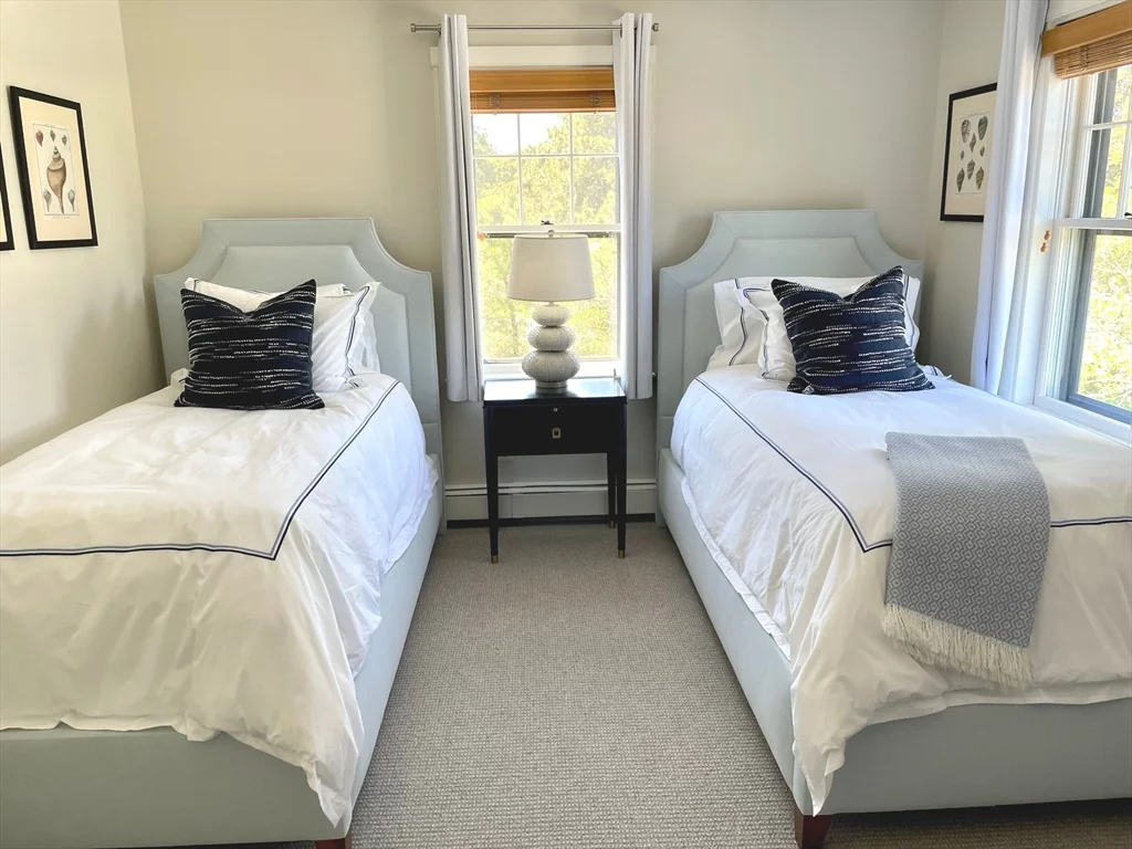 6 bed, 4+ bath apartment for rent at 1 Pochick Ave, Nantucket — photo 25 of 42