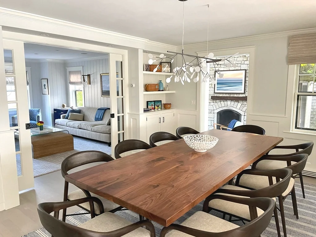 6 bed, 4+ bath apartment for rent at 1 Pochick Ave, Nantucket — photo 13 of 42