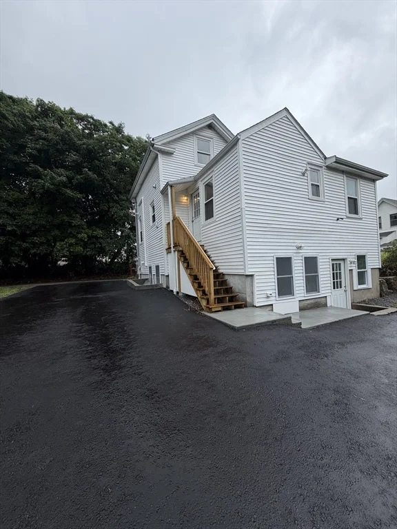 3 bed, 2 bath apartment for rent at 1 Pond Pl Unit 1, Franklin — photo 12 of 12