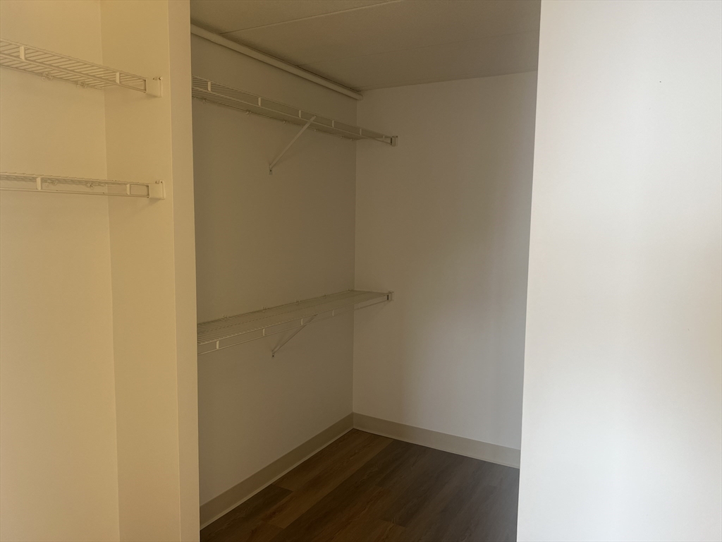 2 bed, 2 bath apartment for rent at 1 Pond St Unit 10E, Winthrop — photo 13 of 16