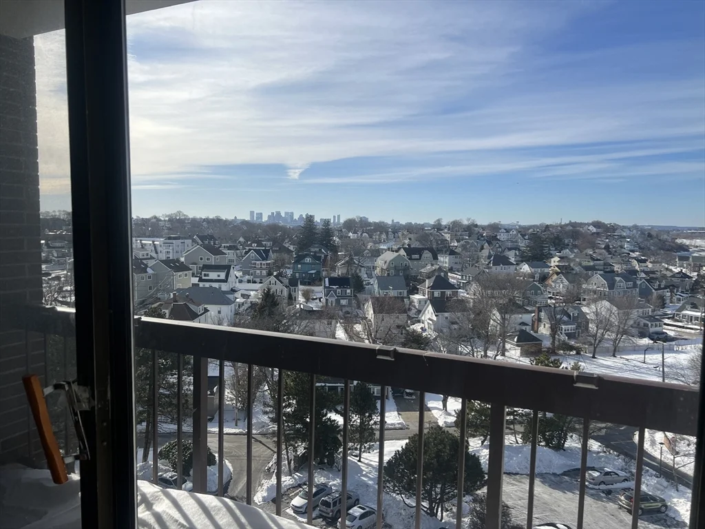 1 bed, 1 bath apartment for rent at 1 Pond St Unit 10M, Winthrop — photo 4 of 12