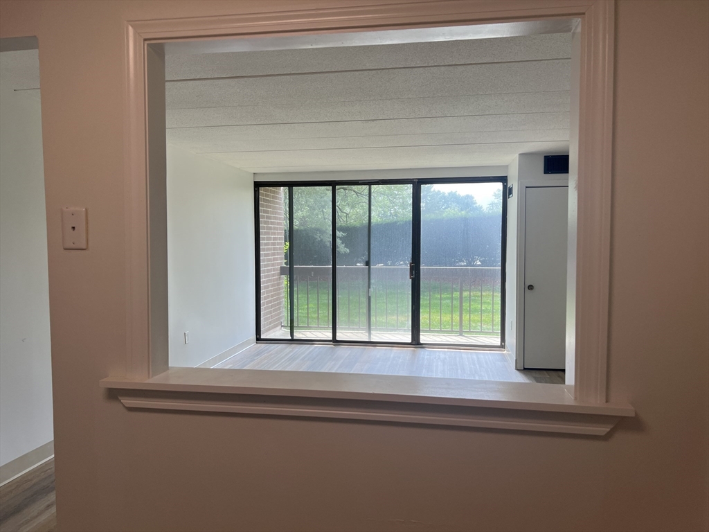 1 bed, 1 bath apartment for rent at 1 Pond St Unit 1M, Winthrop — photo 5 of 12