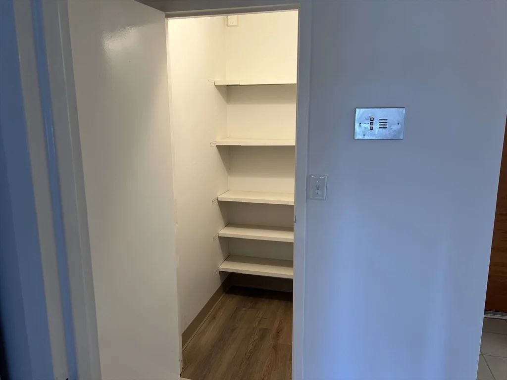 1 bed, 1 bath apartment for rent at 1 Pond St Unit 8K, Winthrop — photo 13 of 14