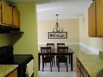 2 bed, 1 bath apartment for rent at 1 Post Oak Ln Unit 20, Natick — photo 4 of 18