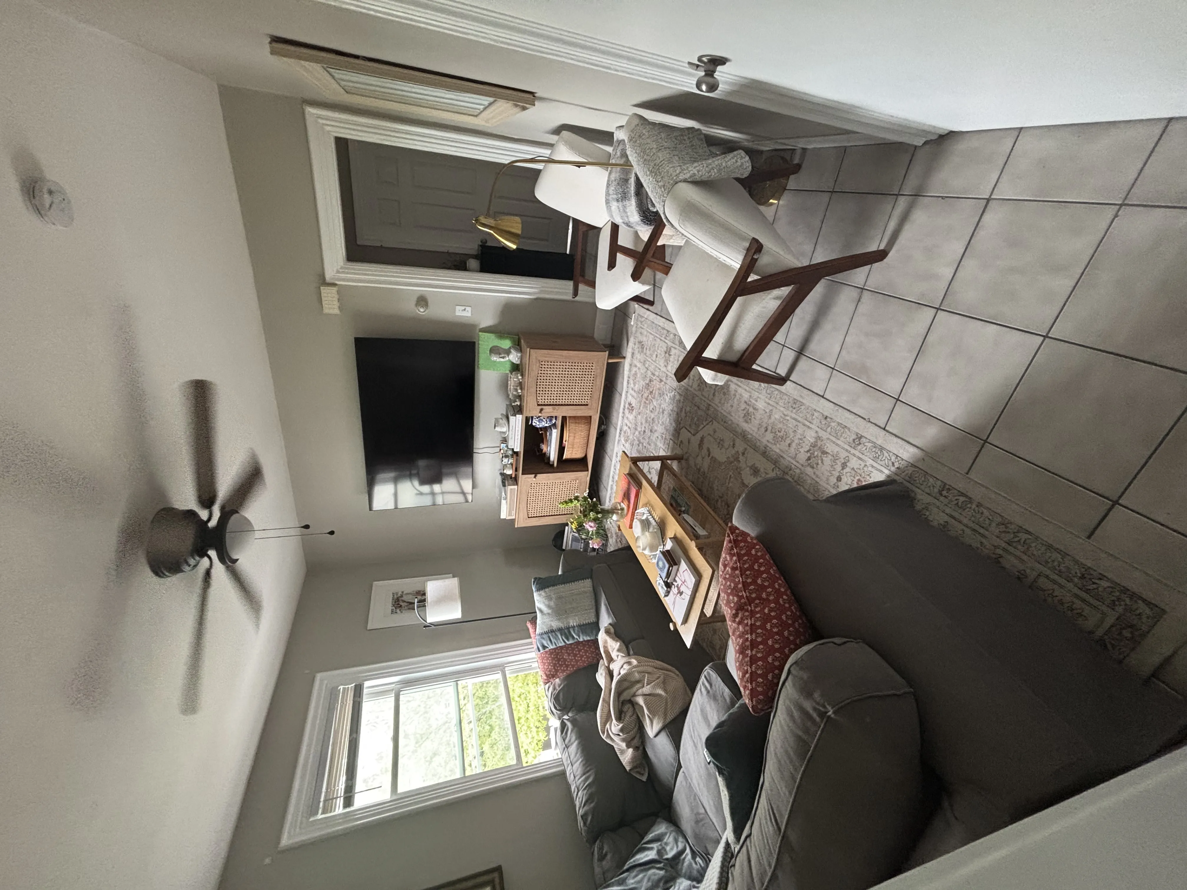 3.5 bed, 2 bath apartment for rent at 1 Prescott St Unit 2, Prospect Hill — photo 1 of 18