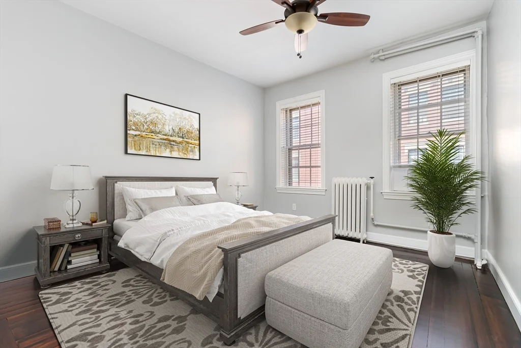 2 bed, 1 bath apartment for rent at 1 Primus Ave Unit 7, Beacon Hill — photo 4 of 15