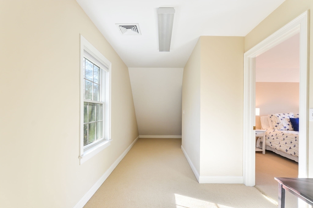 4 bed, 4+ bath apartment for rent at 1 Puddingstone Ln, Acoaxet — photo 32 of 42