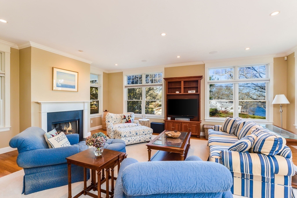4 bed, 4+ bath apartment for rent at 1 Puddingstone Ln, Acoaxet — photo 17 of 42