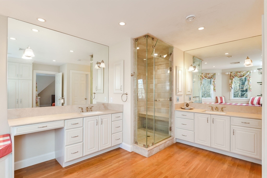 4 bed, 4+ bath apartment for rent at 1 Puddingstone Ln, Acoaxet — photo 24 of 42