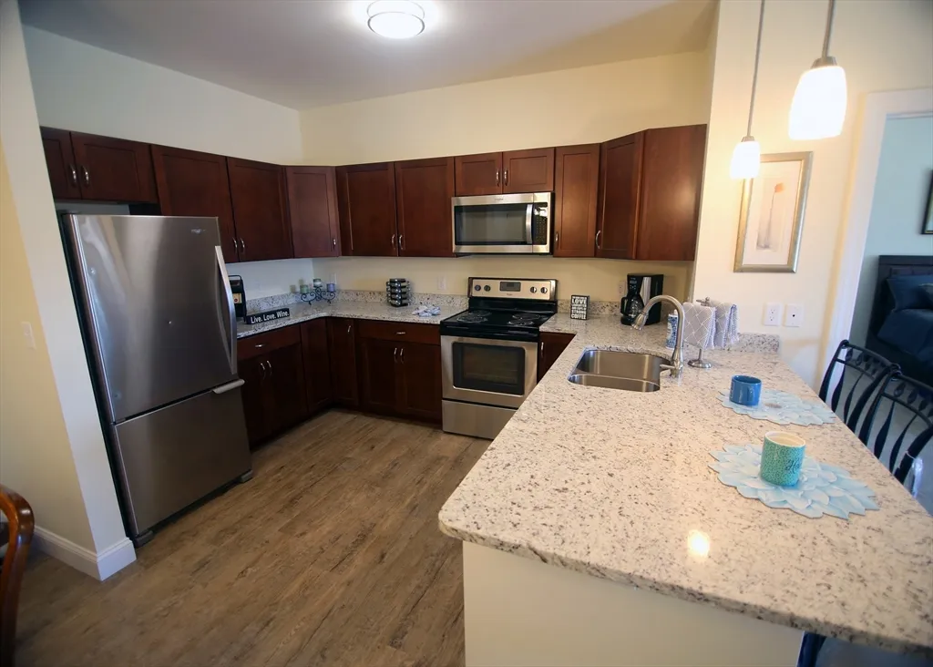 2 bed, 2 bath apartment for rent at 1 Regency Village Way Unit 316, Merrimac — photo 5 of 25