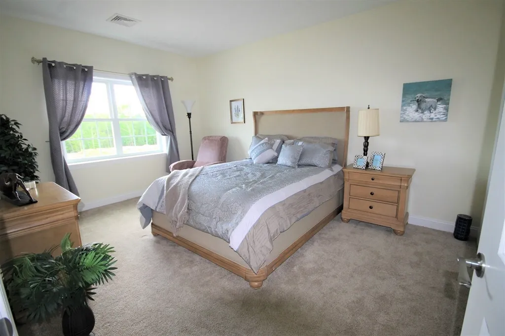 2 bed, 2 bath apartment for rent at 1 Regency Village Way Unit 316, Merrimac — photo 10 of 25