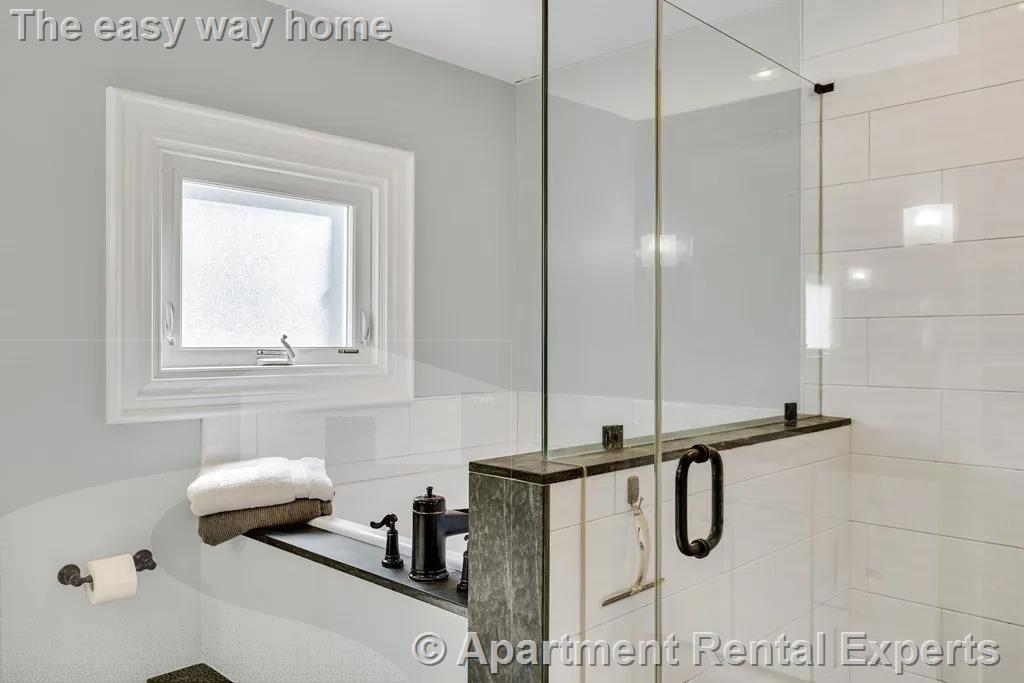 1 bed, 1 bath apartment for rent at 1 Riverside Pl Unit 1, Riverside — photo 6 of 20