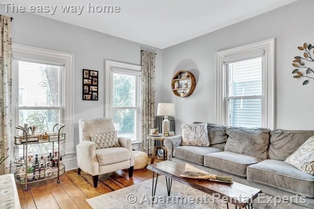 1 bed, 1 bath apartment for rent at 1 Riverside Pl Unit 1, Riverside — photo 5 of 20