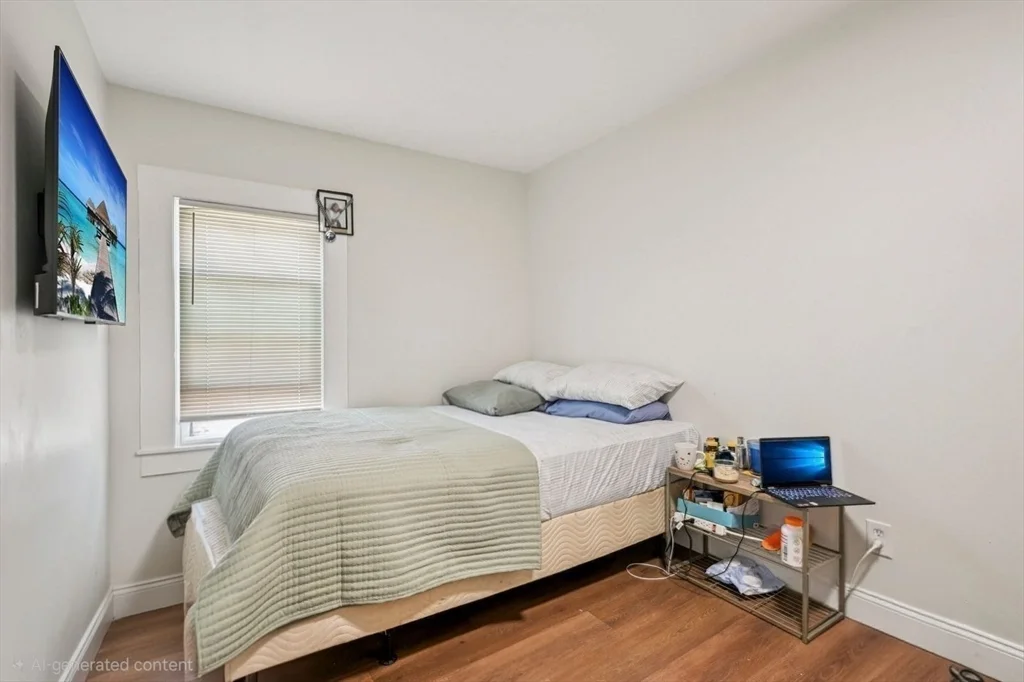 3 bed, 1 bath apartment for rent at 1 Rockdale Ave Unit 1, Lowell — photo 13 of 16