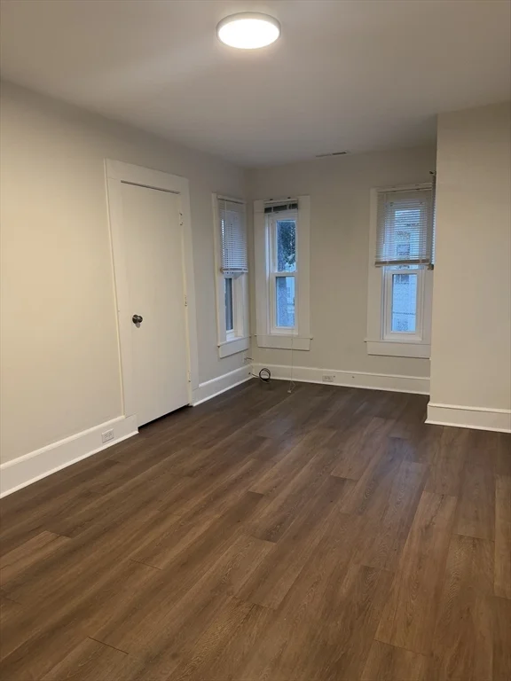 3 bed, 1 bath apartment for rent at 1 Rockdale Unit 2, Lowell — photo 5 of 10