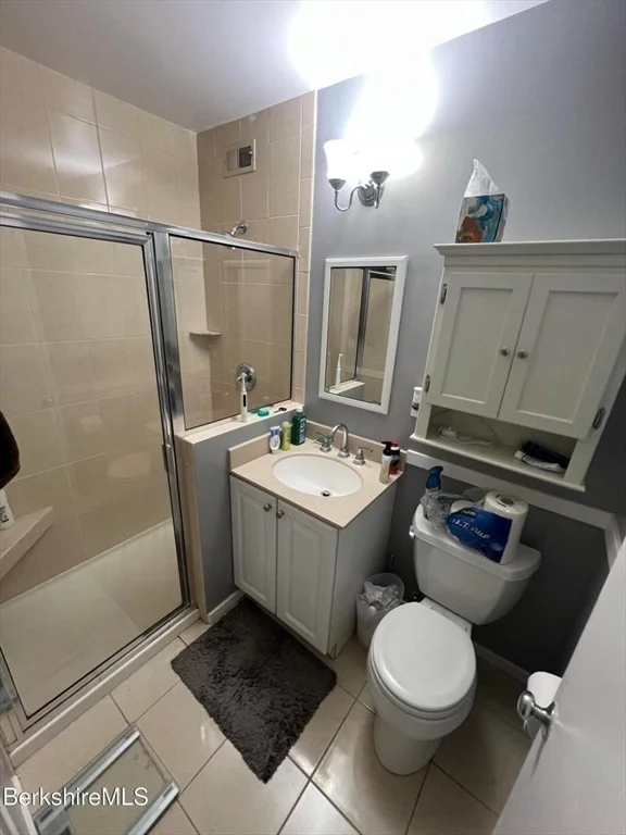 2 bed, 2 bath apartment for rent at 1 Rolling Hills Unit 10, Lenox — photo 14 of 19