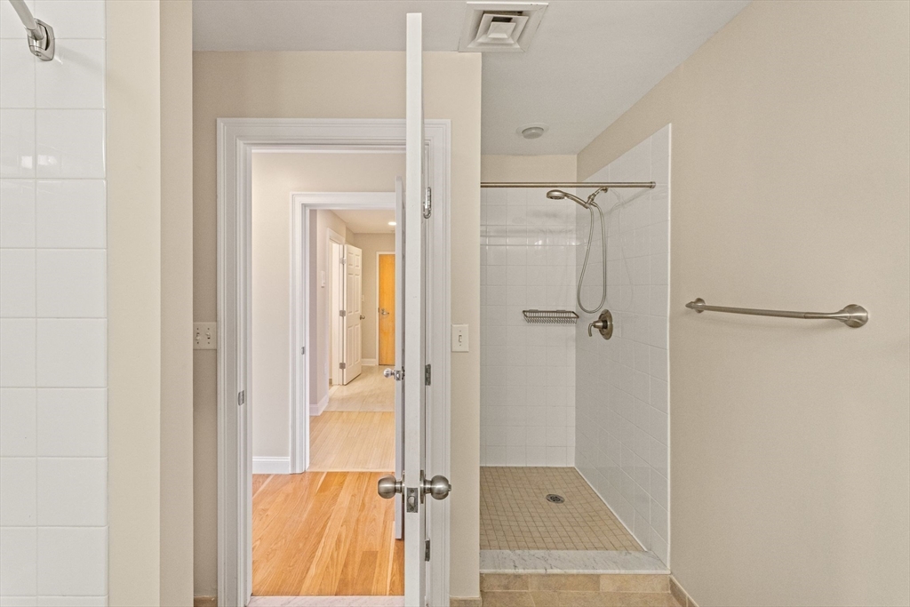 2 bed, 2 bath apartment for rent at 1 Russell St Unit 302, Cambridge — photo 12 of 21