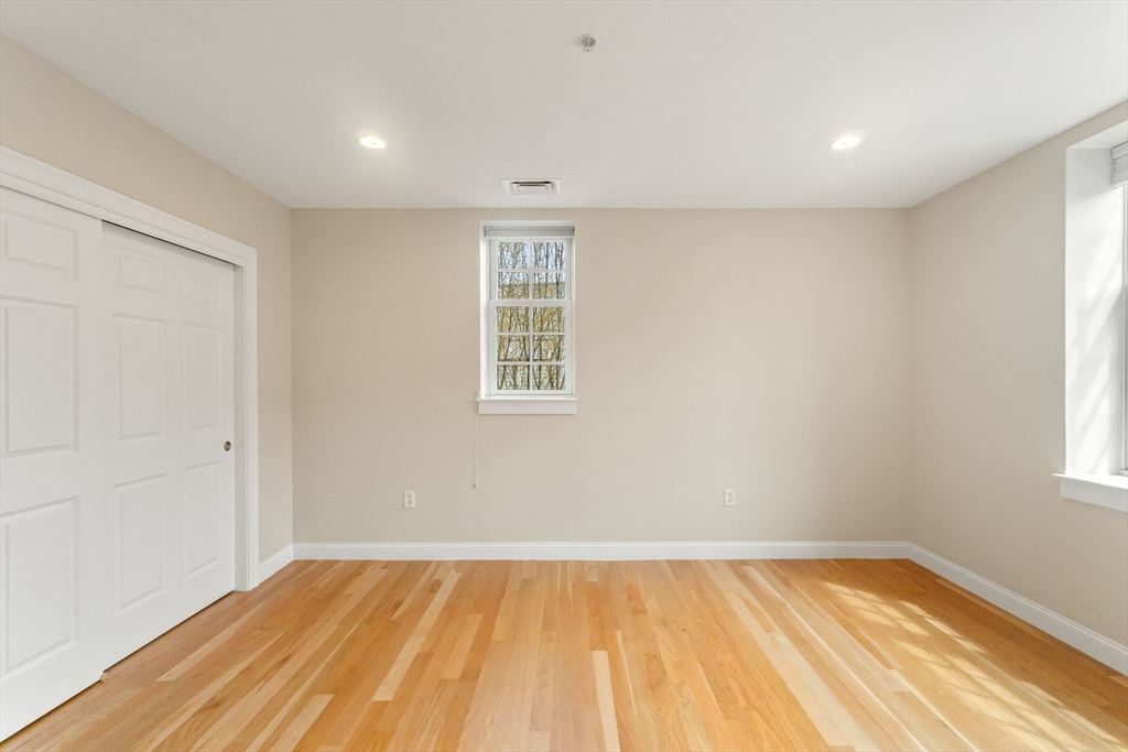 2 bed, 2 bath apartment for rent at 1 Russell St Unit 302, Cambridge — photo 9 of 21
