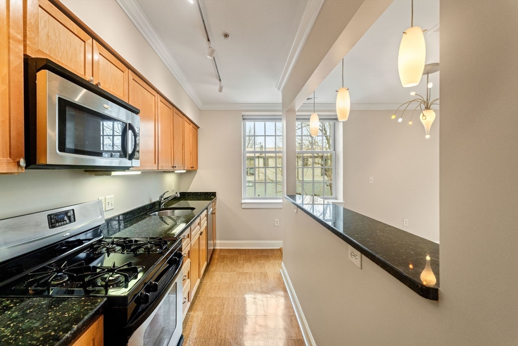 2 bed, 2 bath apartment for rent at 1 Russell St Unit 302, Cambridge — photo 7 of 21