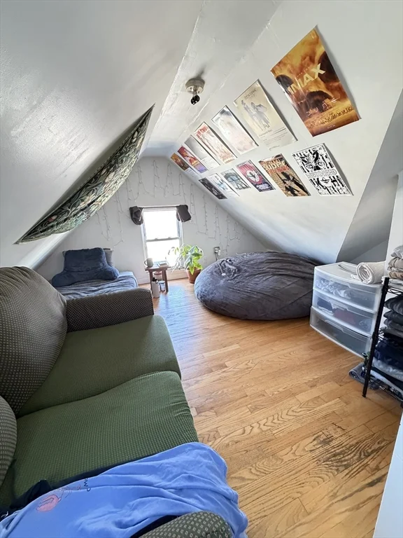 6 bed, 2 bath apartment for rent at 1 Sachem St , Unit 3, Mission Hill — photo 14 of 19