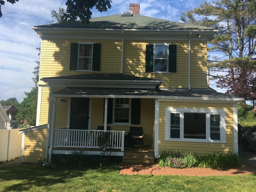 3 bed, 1 bath apartment for rent at 1 Sagamore St, Braintree Highlands — photo 3 of 21