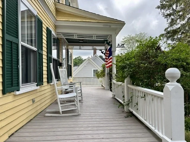 3 bed, 1 bath apartment for rent at 1 Sagamore St, Braintree Highlands — photo 4 of 21