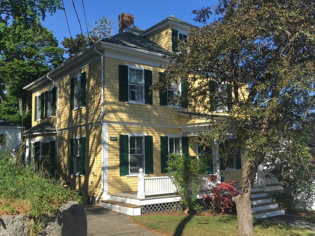 3 bed, 1 bath apartment for rent at 1 Sagamore St, Braintree Highlands