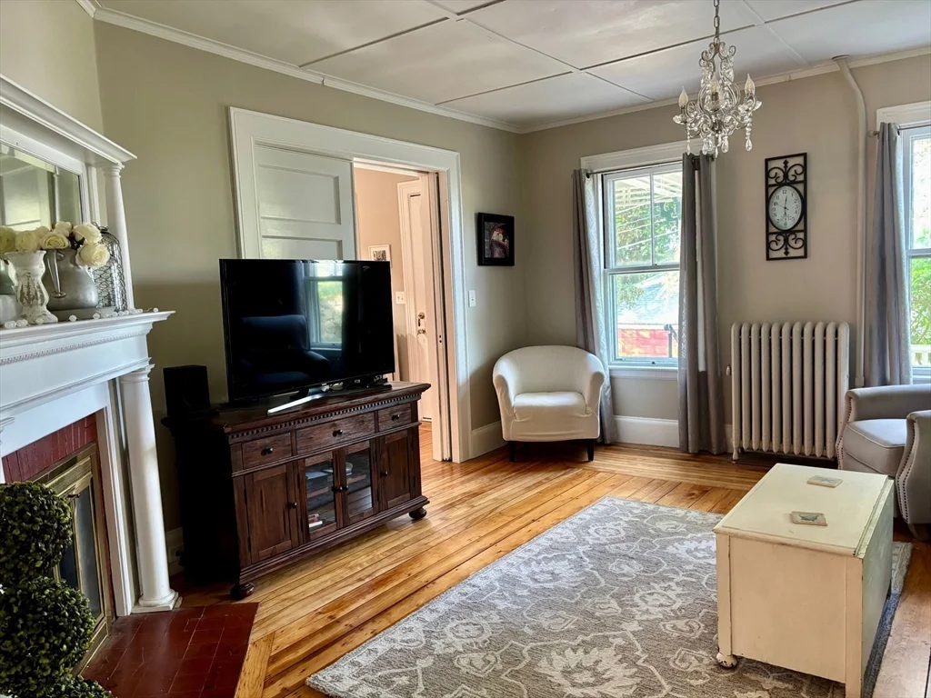 3 bed, 1 bath apartment for rent at 1 Sagamore St, Braintree Highlands — photo 9 of 21