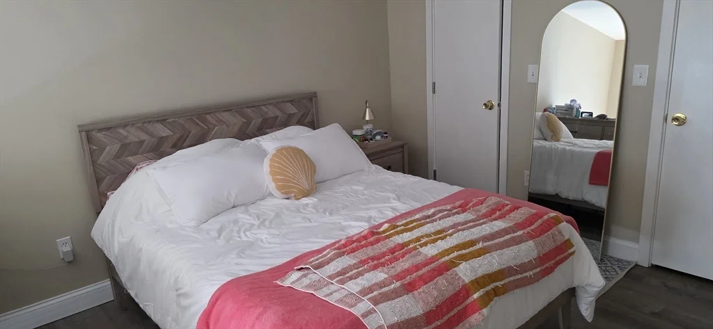 1 bed, 1 bath apartment for rent at 1 Samoset Ave Unit A, Mansfield — photo 2 of 17