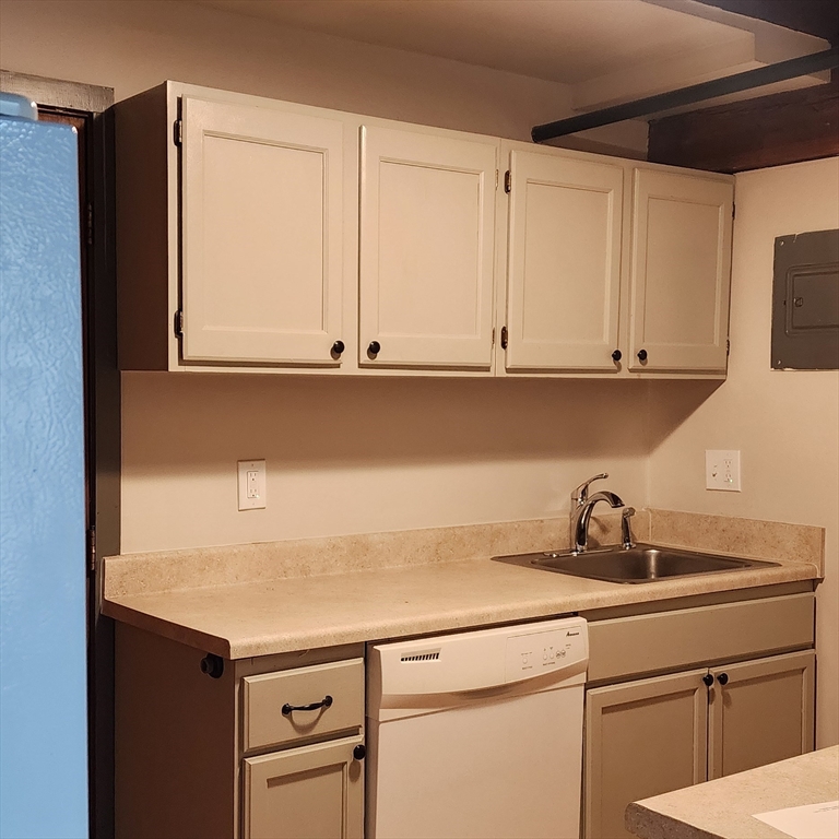 1 bed, 1 bath apartment for rent at 1 Samoset Ave Unit N, Mansfield — photo 1 of 7