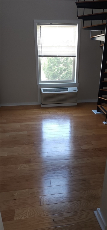 1 bed, 1 bath apartment for rent at 1 Samoset Ave Unit S, Mansfield — photo 3 of 10