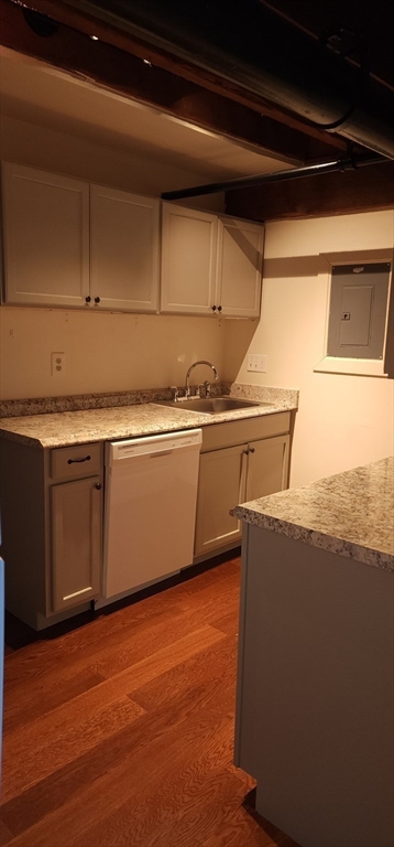 1 bed, 1 bath apartment for rent at 1 Samoset Ave Unit T, Mansfield — photo 3 of 12