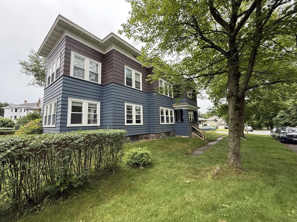 1 bed, 1 bath apartment for rent at 1 Samoset Rd Unit 2L, Worcester — photo 30 of 34