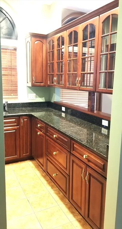 1 bed, 1 bath apartment for rent at 1 School St Unit 301, Arlington — photo 4 of 17