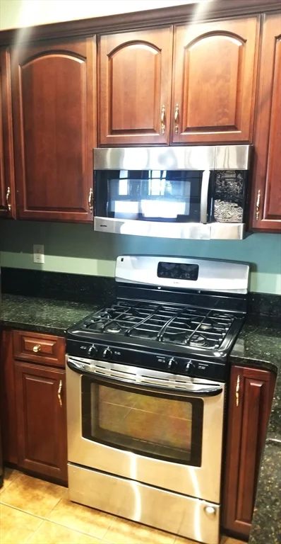 1 bed, 1 bath apartment for rent at 1 School St Unit 301, Arlington — photo 5 of 17