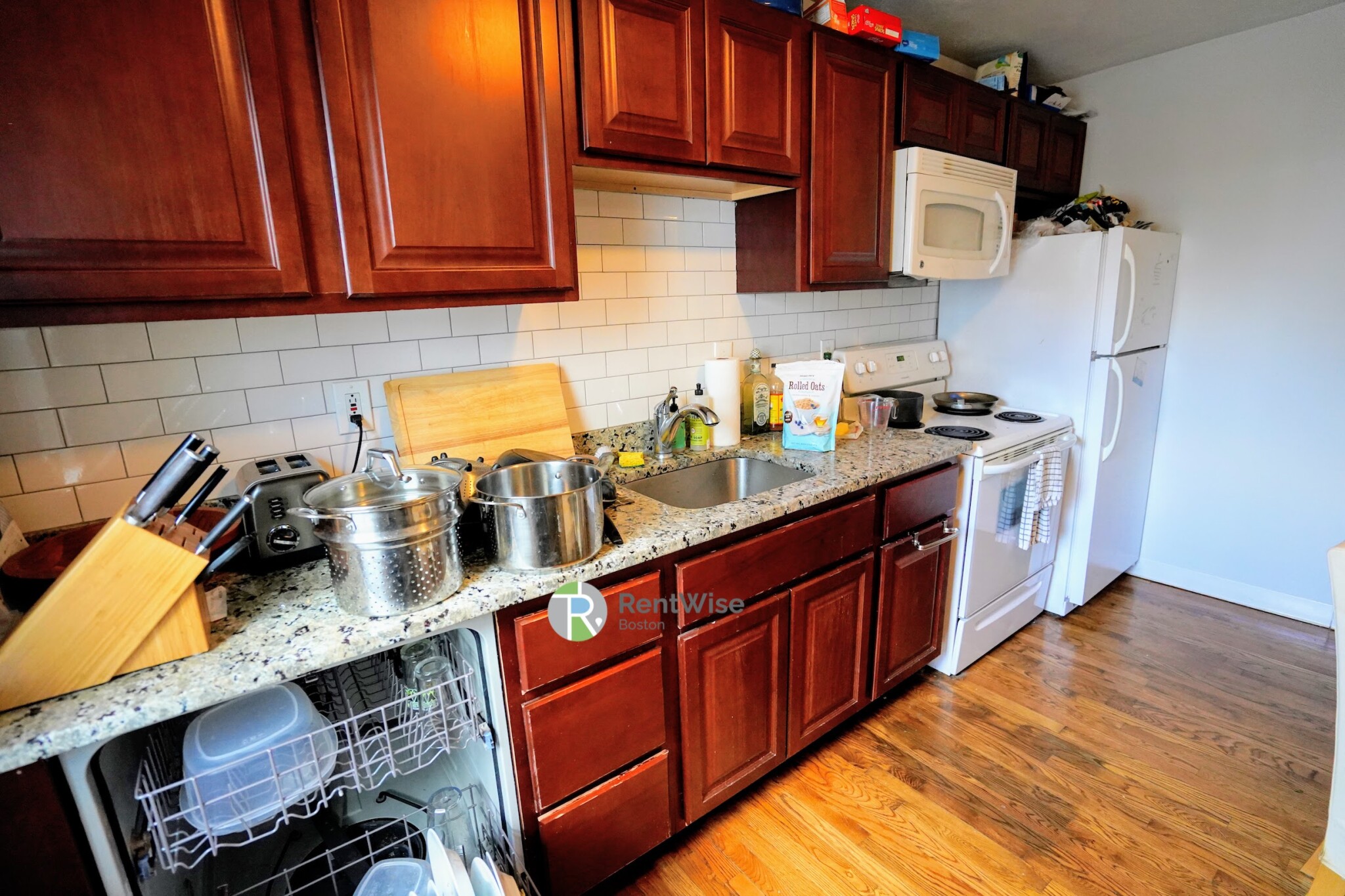 2 bed, 1 bath apartment for rent at 1 Schrepel Pl Unit 2, South Boston — photo 5 of 25