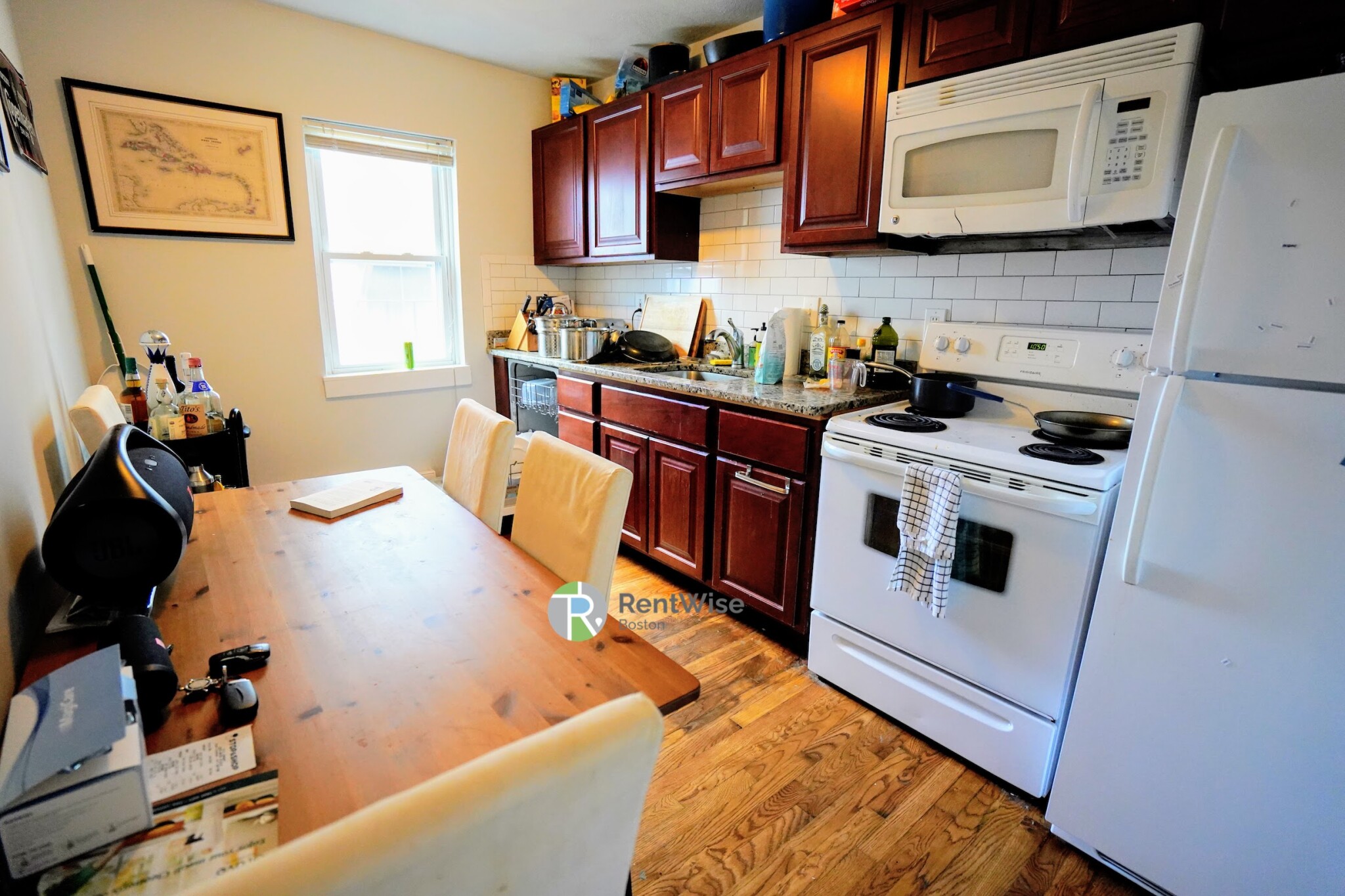 2 bed, 1 bath apartment for rent at 1 Schrepel Pl Unit 2, South Boston — photo 4 of 25
