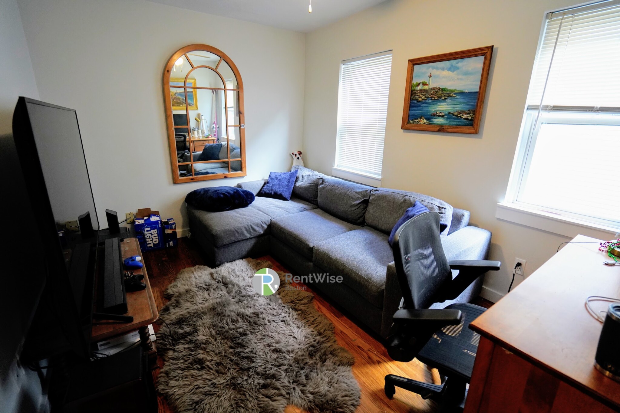 2 bed, 1 bath apartment for rent at 1 Schrepel Pl Unit 2, South Boston — photo 2 of 25