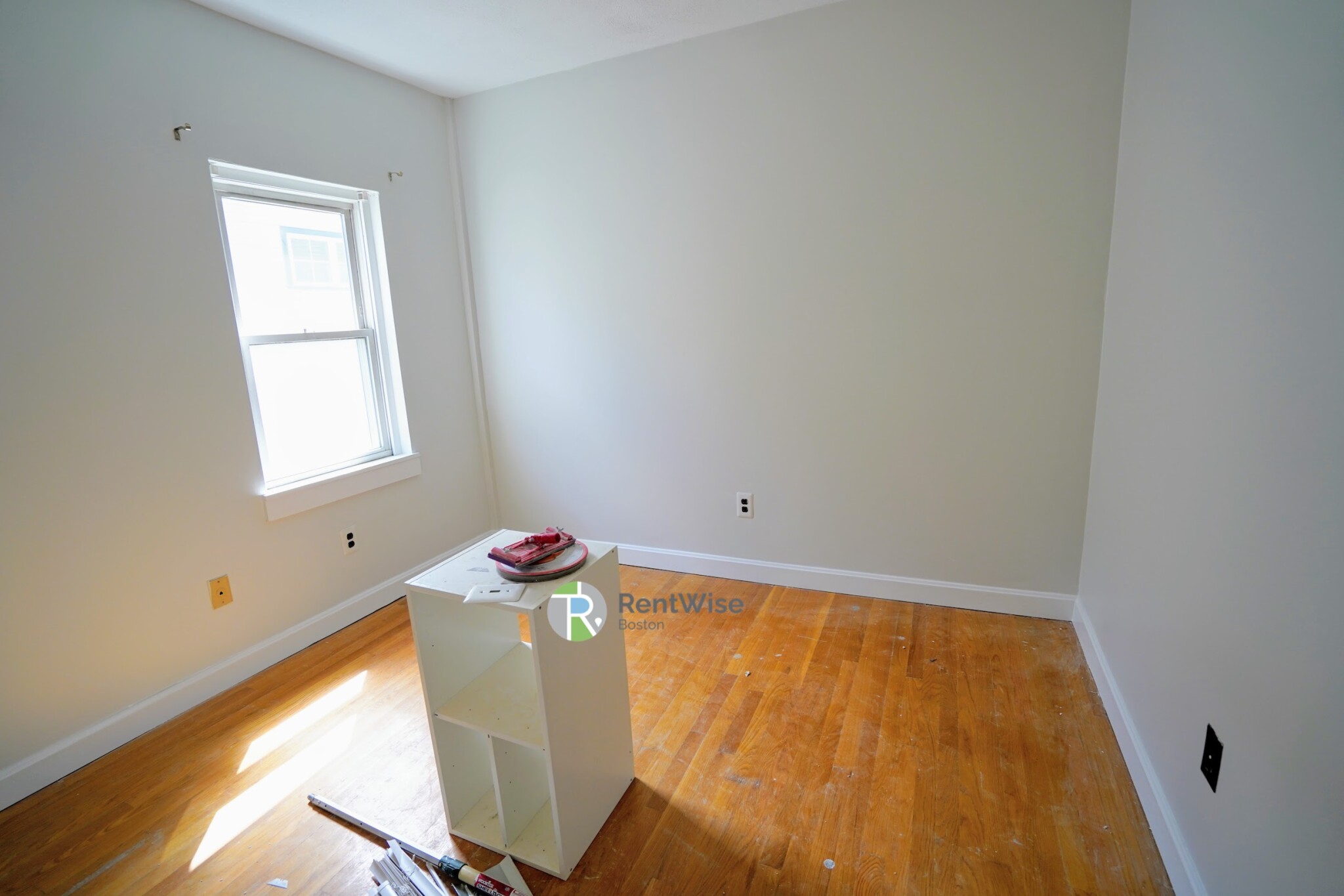 2 bed, 1 bath apartment for rent at 1 Schrepel Pl Unit 3, South Boston — photo 6 of 18